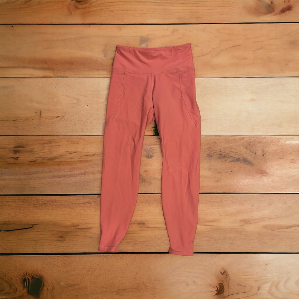 Old Navy powersoft Medium Compression Yoga Pants 7/8 Length Pink - Medium